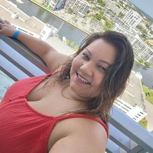 Meet your Posher, Eva